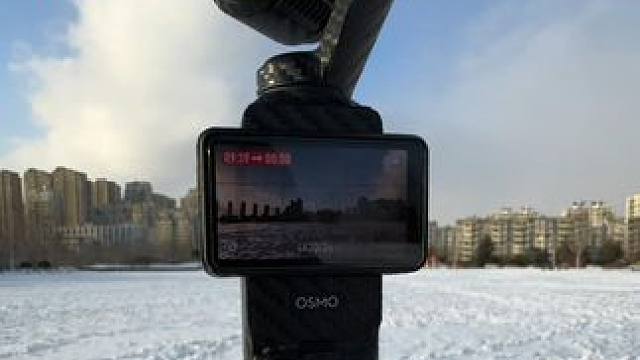 大疆Pocket3配件推荐之充电手柄#阿迈  #大疆pocket3  #vlog相机推荐  #poc