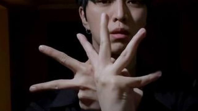 #手指舞 十斤都胖肚子上✌️！！