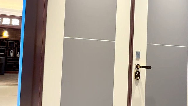 这是你们喜欢的拼接铜门吗？#中宝天一铜门 #铜门 #别墅门 #偏轴门