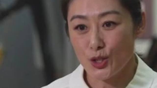 全红婵妥妥喜剧人，减肥时恨自己当初没有多吃，并采访喊话樊振东#全红婵 #樊振东