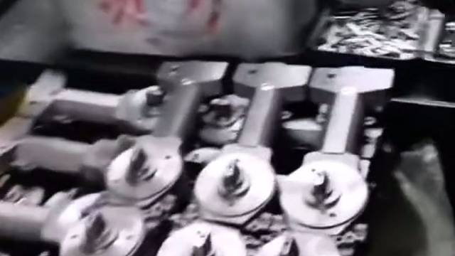 地弹簧仓库积压 工厂低价销售