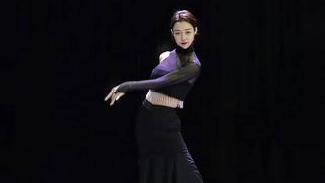 好久没跳傣族了  原创