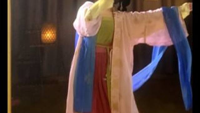 你憔悴，我替你明媚～ #浅跳一下 #国风古韵 #古典舞 #汉服