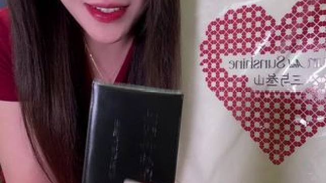 新规真的不好考 庆祝一下～吃美味的慕斯蛋糕，三与叁山#三与叁山 #情人节礼物 #仪式感 #乌鲁木齐情