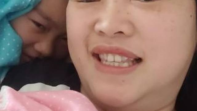 离别总是让人伤感 若兮舍不得爸爸去打工 哭的伤心欲绝 #春节假期的生活vlog #过年像是做了一场热