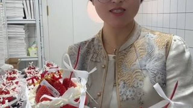 老婆宠得好基本没烦恼。仪式感可以让生活锦上添花，因为有他即使平凡也令人期待。#惊喜跟礼物都是来自爱你