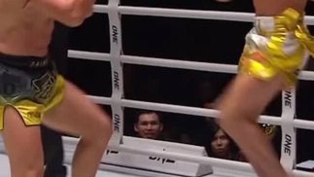 泰拳的摔！ 要学啊，多潇洒！#郑州拳馆推荐