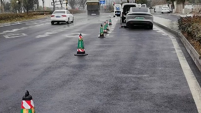 闪援移动轮胎店