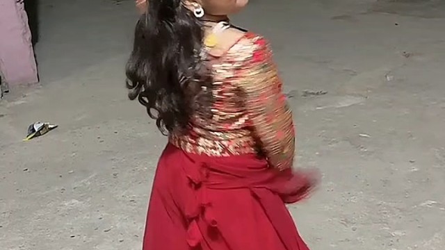 可爱尼泊尔小女孩，小胖