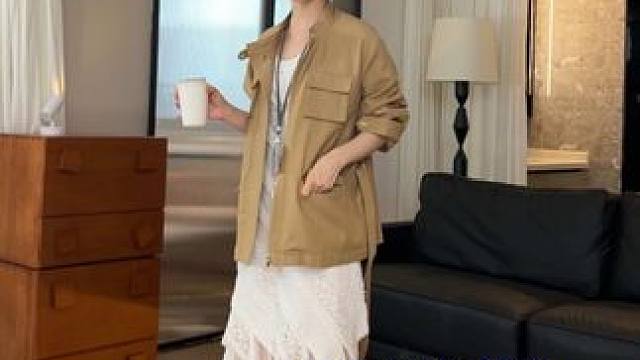 不费力的高级感!!! #开春这样穿清新又有质感 #早春就要穿彩色的 #早春氛围感穿搭我先学 #当我不