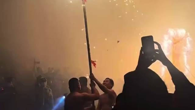 埔寨火龙接商演