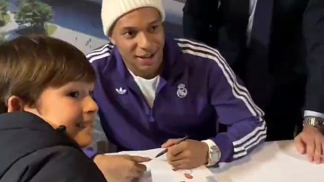 今天又是魂穿小球迷的一天