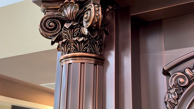 纯铜门解锁顶级豪宅的奢华密码 #中宝天一铜门 #铜门 #别墅门 #偏轴门