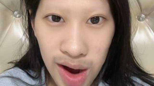 这个世界被统治了。。#发疯日常 #小米饭的故事 #二手市场 #废话连篇系列 #女大学生