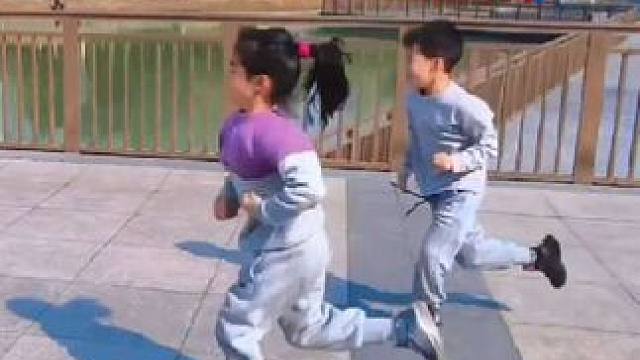 二年级小朋友的户外体能训练 #少儿体适能 #户外体能训练 #儿童体适能