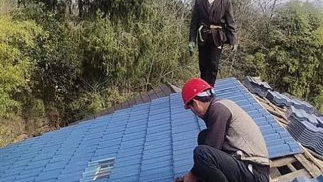 专业换瓦#旧房翻新瓦片 #屋面瓦 #质量第一诚信为本 #专业的事交给专业的人 #上热门