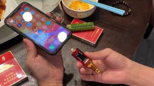 开年聚会多，带上酒精测试仪有备无患~ #酒精测试仪  #玩个很新的东西