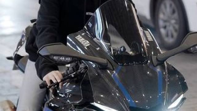 天天都说想坐我后座，真让你加98你又不乐意了。#大玩具 #机车