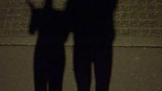 携家妻献丑了，几个动作也就录了60多遍吧 #路灯下的影子 #小手拉大手