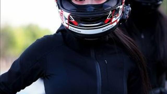 一眼就很哇塞的plmm #骊山追焦 #西安女骑 #机车女孩 #女骑 #女生机车头盔