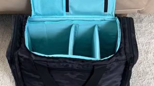 朋友：咋这么能装呢~ #玩个很新的东西  #运动背包