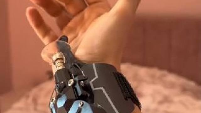 没有男生会拒绝这么酷的蜘蛛侠面具吧~ #有男生会拒绝这个玩具吗 #酷炫