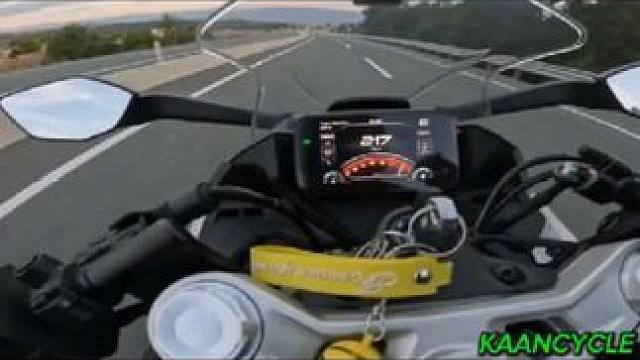 450sr极速220！土耳其大哥确实牛！#450sr #极速 #老外真会玩 #国外高速不限速切勿模仿