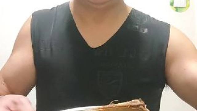 #大口吃肉的感觉太爽了