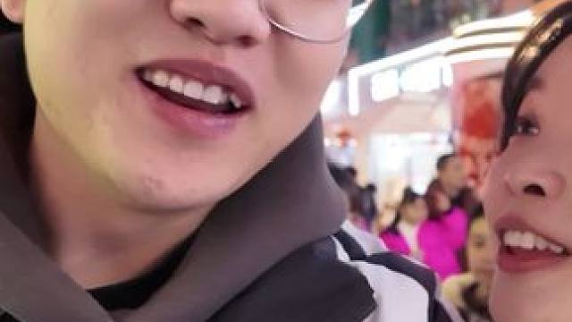 我们就是最好的旅游搭子 柳州三天两晚旅行美食vlog来了，把这趟旅程有意思的都记录了下来，视频有点长