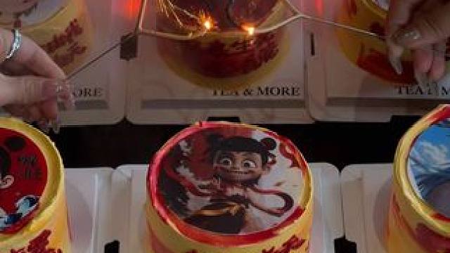 我命由我不由天！” 哪吒的怒吼，喊出了逆天改命的决心。面对质疑与偏见，他选择抗争到底，用行动证明自己