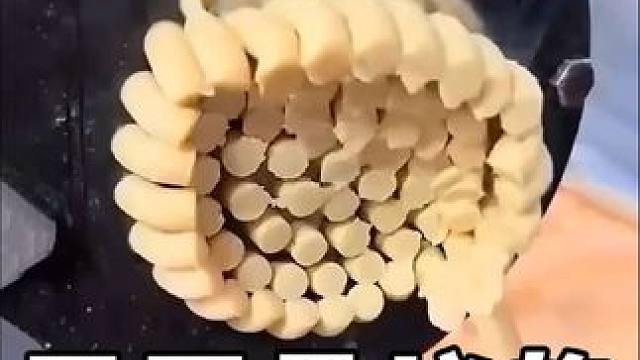 不可思议的加工过程#加工 #机械 #机械加工 #生产车间现场 #令人满意