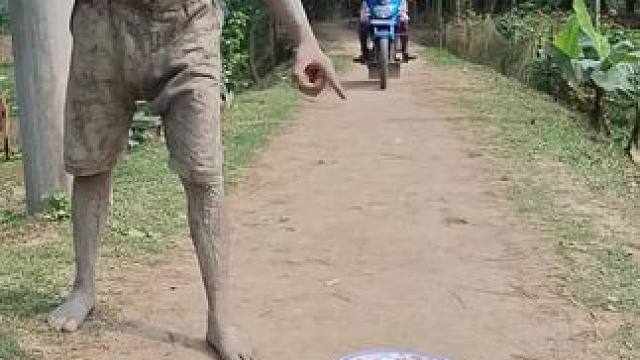 哈哈指路发财 #见者好运 #田园生活乐趣多 #看完不笑算我输