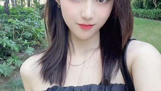 蓝天白云，心情大好，约吗？