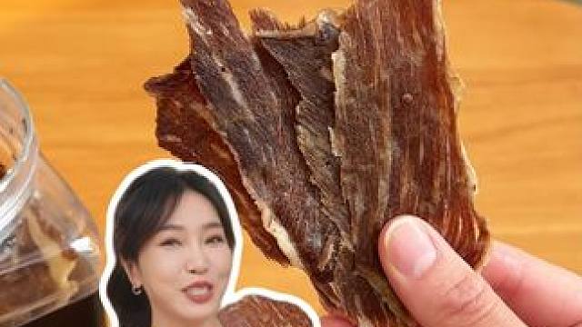 一口酥脆，这个大火的牛排脆也太上瘾了！#吃货必备 #追剧小零食 #解馋 #减脂 #健康