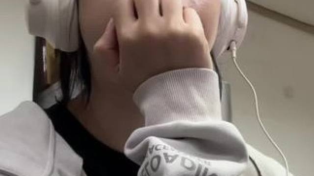 雯雯接兼职剪视频，早8晚12一天挣一千，累的晕头转向哈 #日常vlog #我的生活日记 #记录日常 