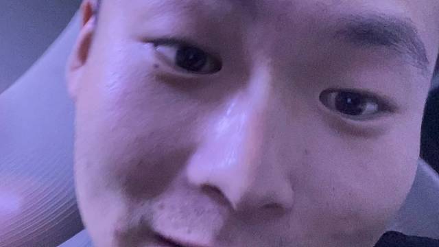 抓紧睡觉小鬼们