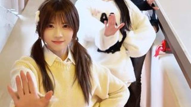 这么好看的美女居然有三个！ #肯恰那 #好朋友是生活的解药 #双马尾