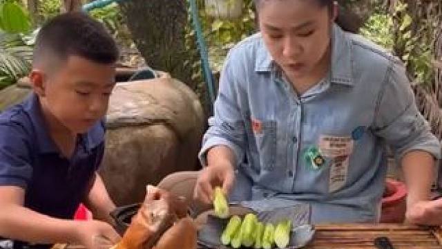 东南亚八面佛 #东南亚矮子 #东南亚美食 #我的乡村生活