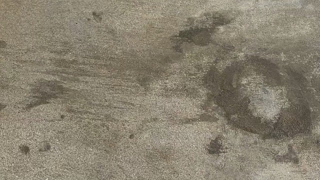 楼梯滚瓶子爆破解压时刻