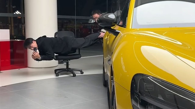 小米SU7 Ultra! ﻿