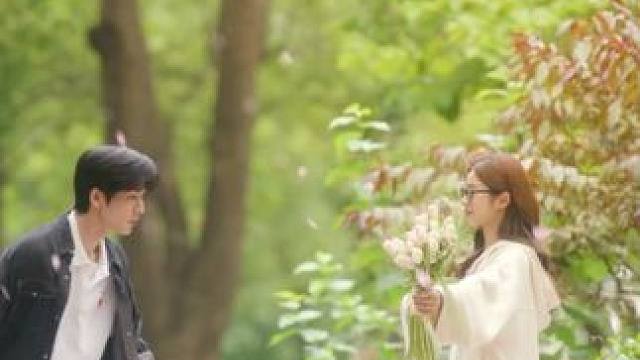 步步为营的何医生 谁抵挡得住...#电视剧爱你 #张凌赫 #徐若晗