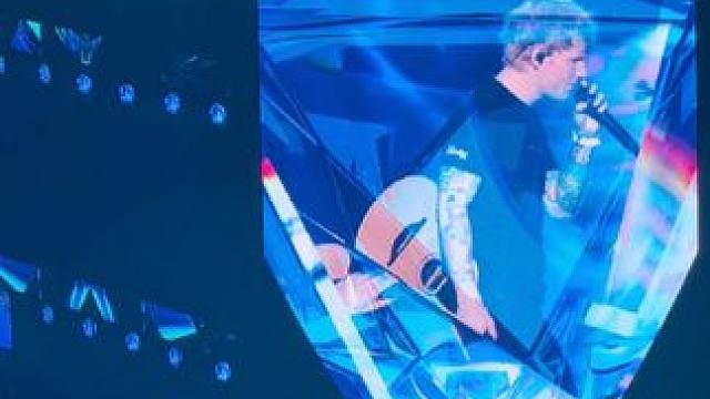 乐队休想从他这里赚到一分钱，全程自弹自唱。#音乐现场 #现场版live #edsheeran 黄老板