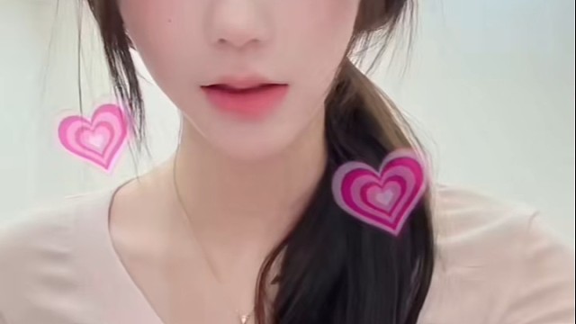 饱饱肚肚打雷了