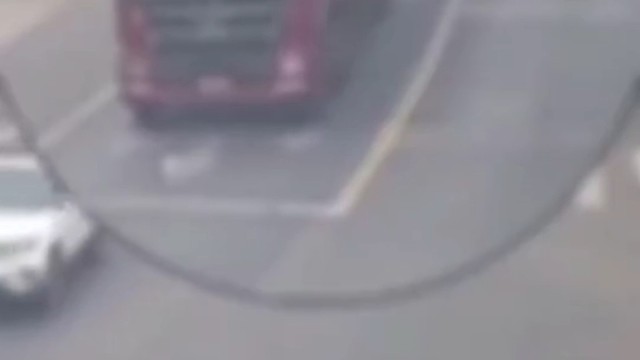 大爷卡车司机正在向您的家人转账中，能不能到账就看你了