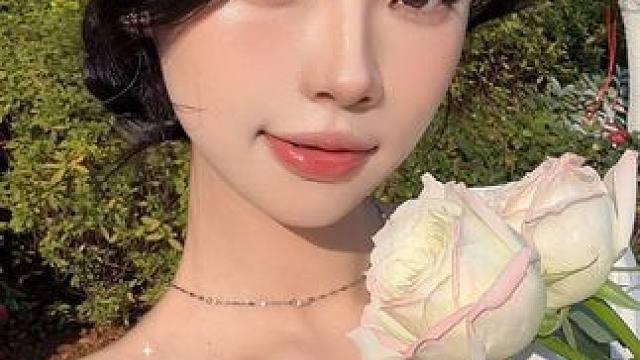 原生好气色是出片秘诀 #春日原生气血妆#hourglass小滴管液体腮红 #hourglass小金管