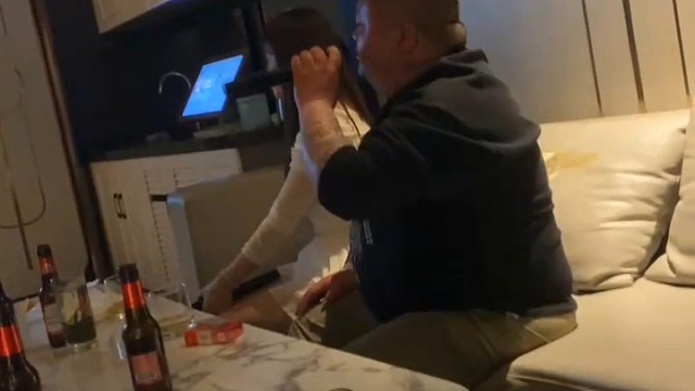 金猪唱歌