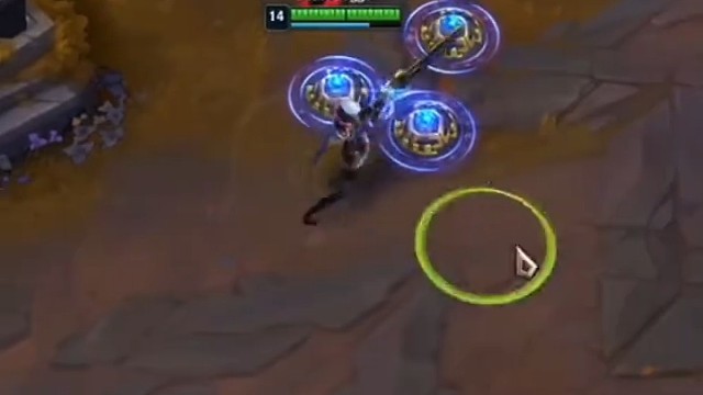 女警vs蛮王 # 英雄联盟