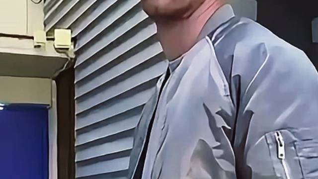 梅西的脚法真是奇准无比，这个广告体现的淋漓尽致