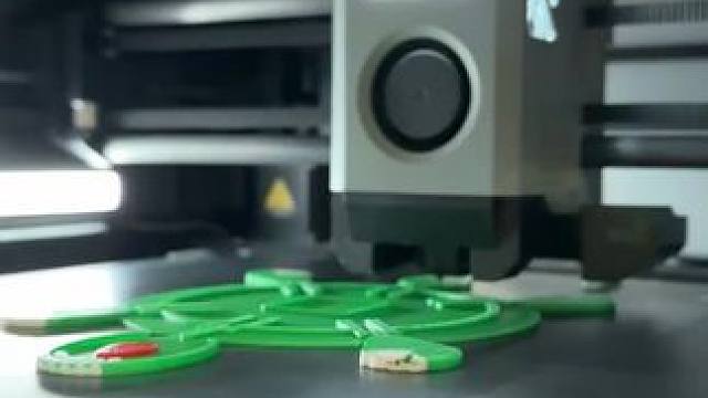 砖家没话说了，我不信你能找出它的危险之处 #3d打印  #玩个很新的东西   #沙雕