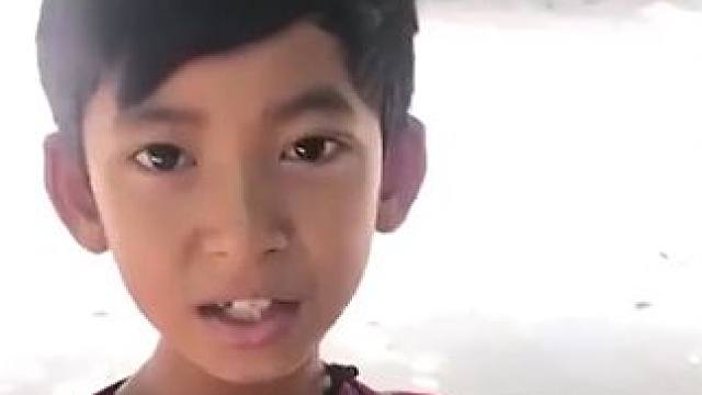 柬埔寨语言神童，用15种语言卖纪念品！ #内容启发搜索 #涨知识 #科普